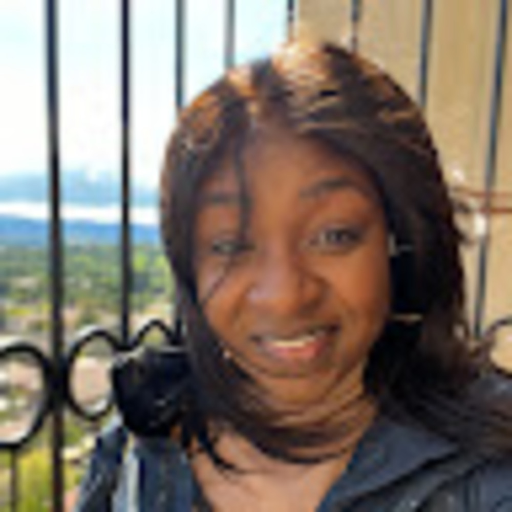 Meet your Posher, Mimi